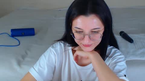 Your Dorotty online show from 11-16-25, 01:44