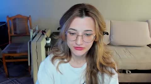 Snapshot of dorotty_ chatting on 05-05-26, 01:24 Your Dorotty online show from 05-05-26, 01:24