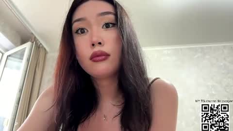 Snapshot of dorthadeboard chatting on 06-22-26, 02:36 Anee online show from 06-22-26, 02:36