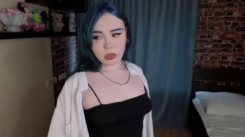 Dora online show from 03-29-26, 02:22