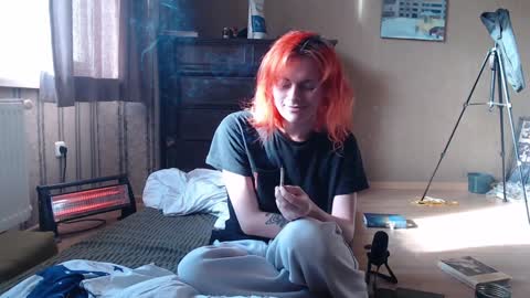 Snapshot of dosbox98 chatting on 01-18-25, 10:49 stupid ass online show from 01-18-25, 10:49