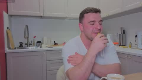 Sasha online show from 11-23-25, 07:57