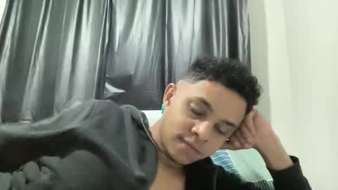 Snapshot of dotadinha chatting on 02-28-26, 06:03 dotadinha online show from 02-28-26, 06:03