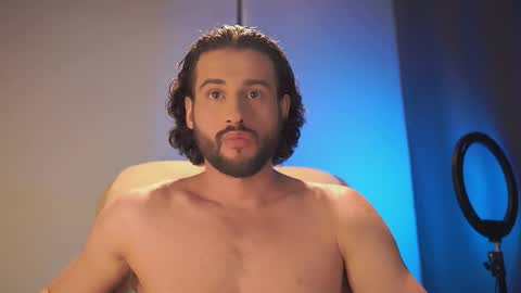 Keen online show from 01-11-26, 03:00