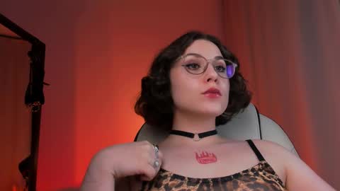 Snapshot of doublee_trouble chatting on 02-28-25, 03:48 Eva ana Liza online show from 02-28-25, 03:48