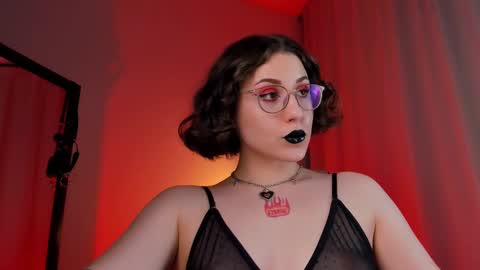 Snapshot of doublee_trouble chatting on 03-05-25, 03:18 Eva ana Liza online show from 03-05-25, 03:18