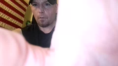 Snapshot of dougiebisme chatting on 04-07-26, 12:38 dougiebisme online show from 04-07-26, 12:38