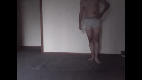 douglas8121 online show from 10-12-25, 08:57