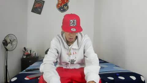 douglas_gallegos online show from 01-10-25, 03:50