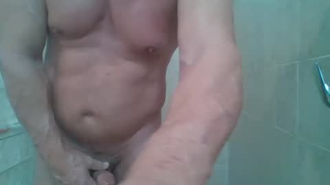 Snapshot of downdog925 chatting on 02-01-25, 02:34 Some guy in Florida online show from 02-01-25, 02:34