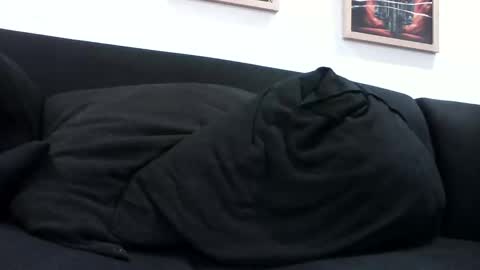 TheDevilNextDoor online show from 12-22-25, 07:05