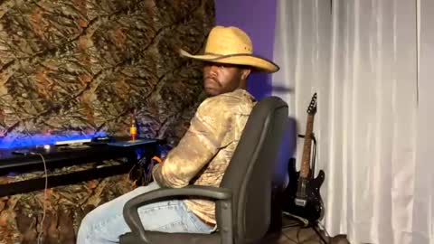 MrPirated online show from 12-21-24, 12:53