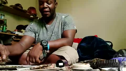 MrPirated online show from 05-10-26, 04:01