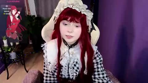 Draculaura online show from 03-31-26, 03:34