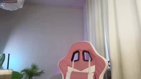 Lisbeth Salander online show from 12-03-25, 06:21