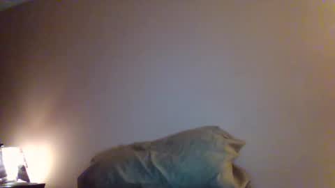 Snapshot of dragonsita chatting on 11-04-25, 10:09 Dragonsita online show from 11-04-25, 10:09