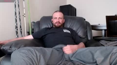Snapshot of dragoste18 chatting on 06-23-26, 01:42 Dragoste online show from 06-23-26, 01:42