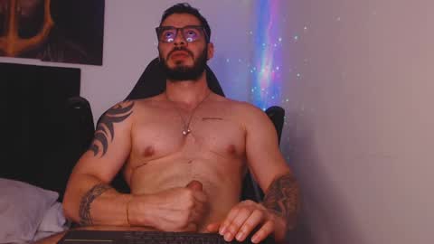 Snapshot of drake_cole11 chatting on 12-09-24, 04:05 drake_cole11 online show from 12-09-24, 04:05