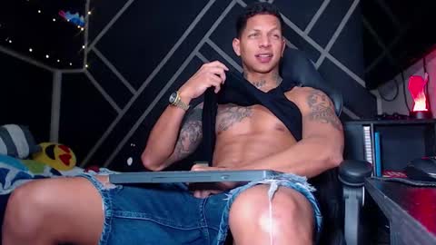 Drake online show from 11-04-25, 06:23