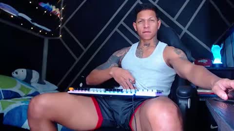 Drake online show from 11-22-25, 04:11