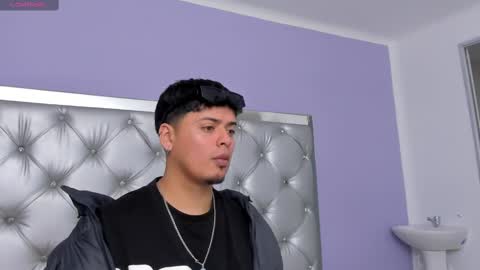 drakeeee online show from 10-23-25, 03:11