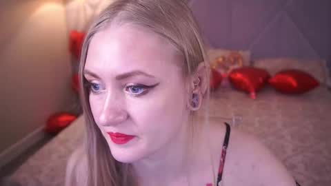 Snapshot of dramaquenn chatting on 02-11-26, 07:24 Lina online show from 02-11-26, 07:24