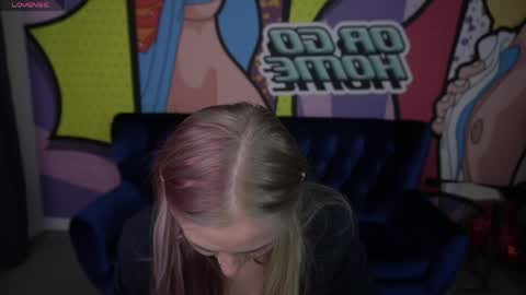 Lina online show from 04-16-26, 05:52