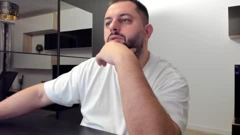 Snapshot of draven_a chatting on 01-28-25, 04:50 Draven A online show from 01-28-25, 04:50