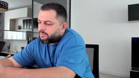 Snapshot of draven_a chatting on 01-31-25, 07:39 Draven A online show from 01-31-25, 07:39