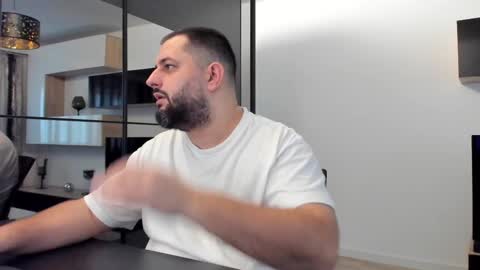 Snapshot of draven_a chatting on 02-10-25, 06:09 Draven A online show from 02-10-25, 06:09