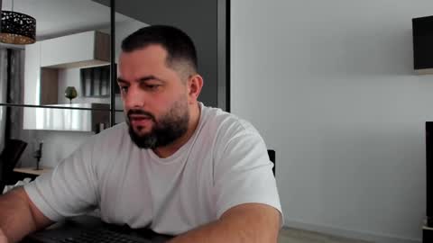 Snapshot of draven_a chatting on 02-11-25, 12:37 Draven A online show from 02-11-25, 12:37