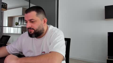 Snapshot of draven_a chatting on 02-27-25, 08:28 Draven A online show from 02-27-25, 08:28