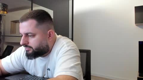 Snapshot of draven_a chatting on 03-06-25, 04:49 Draven A online show from 03-06-25, 04:49