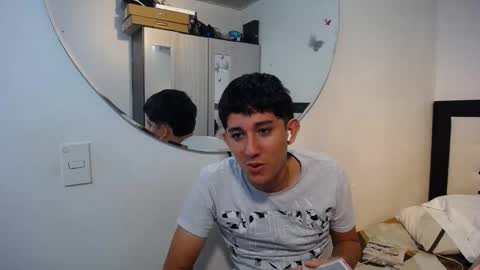 -- nicolle and jhon -- online show from 11-18-25, 03:12