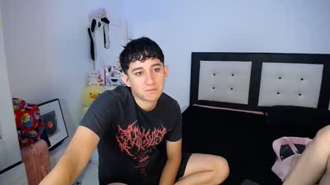 -- nicolle and jhon -- online show from 05-27-26, 04:53