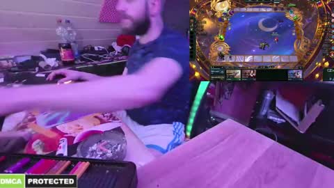 Snapshot of drawingcock chatting on 01-21-25, 07:06 drawingcock online show from 01-21-25, 07:06