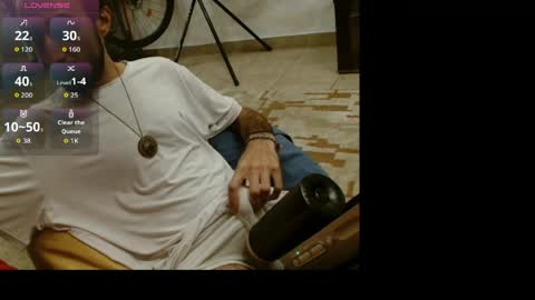 Snapshot of dread1990 chatting on 06-07-26, 01:43 new profile Aircum99 online show from 06-07-26, 01:43