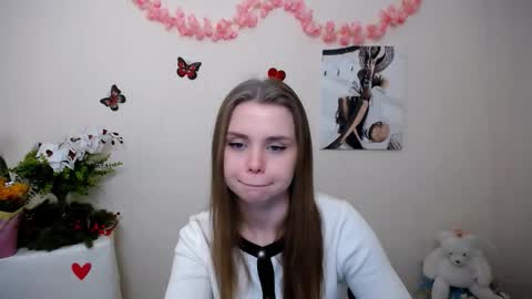 Mari online show from 03-11-26, 07:47