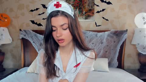 Snapshot of dream_melody chatting on 10-28-25, 08:40 Hi Im Monika Welcome to my room online show from 10-28-25, 08:40