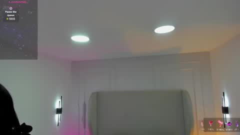 N E N A  online show from 10-04-25, 03:48