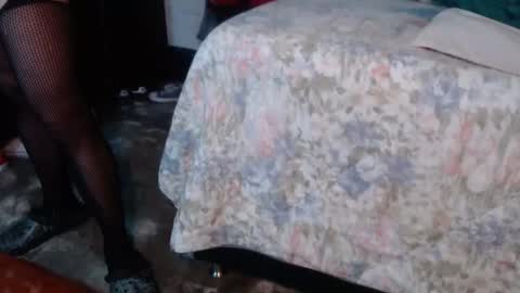Snapshot of dream_real chatting on 01-19-25, 11:23 dreamreal online show from 01-19-25, 11:23