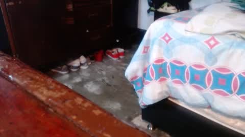 Snapshot of dream_real chatting on 02-23-25, 11:22 dreamreal online show from 02-23-25, 11:22