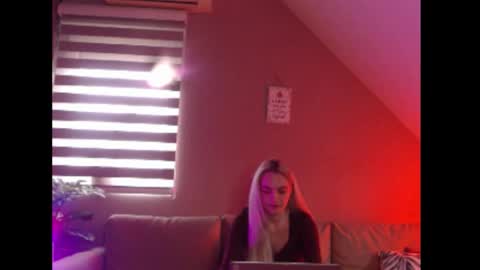 A girl online show from 02-05-26, 08:08