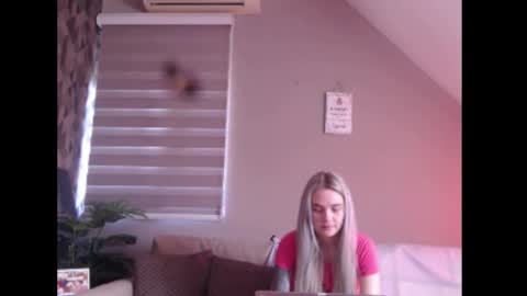 A girl online show from 02-27-26, 08:14