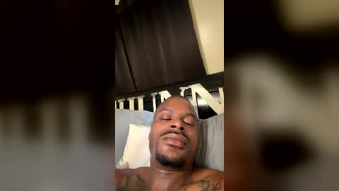 Snapshot of dreamerdick101 chatting on 07-23-26, 10:35 dreamerdick101 online show from 07-23-26, 10:35