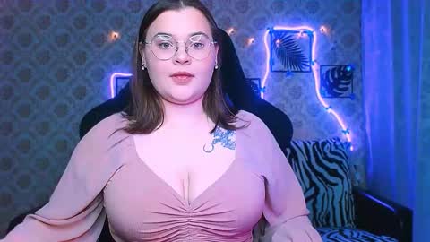 dreamforyoue2 online show from 12-19-25, 07:32