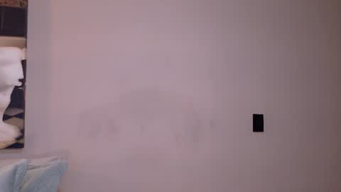 Snapshot of dreammr1 chatting on 06-11-26, 12:32 cris online show from 06-11-26, 12:32