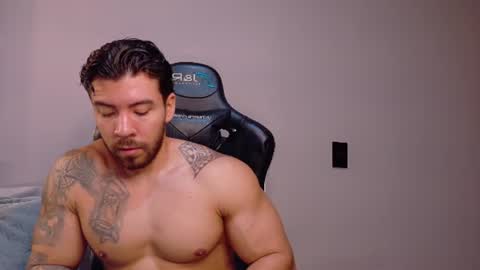 Snapshot of dreammr1 chatting on 06-14-26, 04:09 cris online show from 06-14-26, 04:09