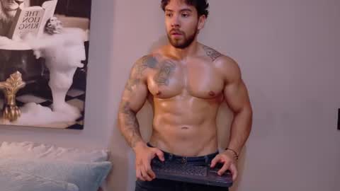 Snapshot of dreammr1 chatting on 07-14-26, 02:05 cris online show from 07-14-26, 02:05