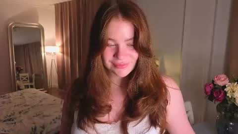 Snapshot of dreamshy chatting on 07-24-26, 04:49 im Sophie dont judge harshly im 1st day here 3 online show from 07-24-26, 04:49